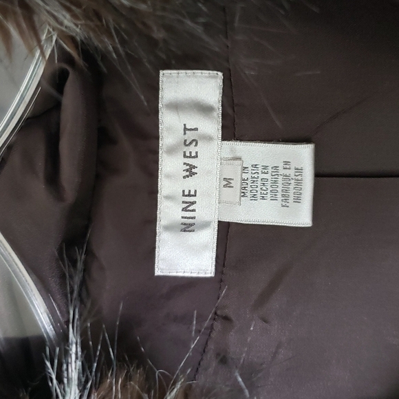 Nine west faux fur cropped fall winter coat with hood, mob wife, women's medium - Picture 4 of 9